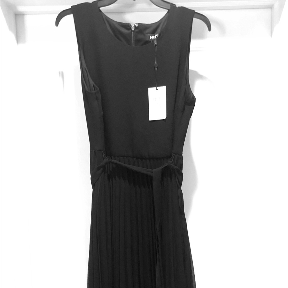 DKNY Pleated Midi Hi-lo Dress sz 8 new with tags!!